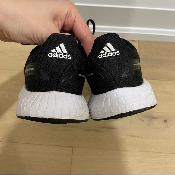 Adidas | Black Sneaker Running Shoes 🖤 - Picture 9 of 10